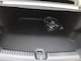 Mercedes-Benz C-klasse 400 4MATIC Launch Edition 94 kWh Dakverlichting - Rijassistentiepakket Plus - Nightpakket - Sportstoelen - Trekhaak