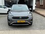 Volkswagen T-Roc 1.5 TSI Life Business, Apple Carplay/Android,Stoelverwarming,Navigatie,Achteruitrij camera,Climate control