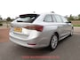 Skoda Octavia Combi 1.5 e-TSI / ACC / CARPLAY / KEYLESS / CAMERA / SFEERVERLICHTING