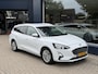 Ford Focus Wagon 1.0 EcoBoost Hybrid 155 PK Titanium X Business | Wegklapbare Trekhaak | Electrische Kofferklep | | Stuur & Stoelverwarming | Navigatie | Apple Carplay | Keyless entry | Lichtmetaal | Parkeersensoren | Cruise Control | Climatie Control | Camera