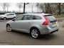 Volvo V60 1.6 T3 Momentum, Automaat, Airco, Navi, Nap.