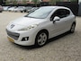 Peugeot 207 1.6 VTi Première zeer nette auto met trekhaak apk 10-06-2027