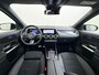 Mercedes-Benz GLA 250 e Business Solution AMG | Panorama - Schuifdak | Trekhaak Wegklapbaar | Sfeerverlichting | Achteruitrij Camera | Klasse 3 Alarm