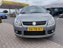 Suzuki SX4 1.6 EXCLUSIVE TREKHAAK ECC KEYLESS