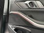BMW 3-Serie 330i High Executive Automaat | Panoramadak, ACC, Leer, Trekhaak, Apple CarPlay, Stoelverw.- stuurverw., PDC, LED, 19"