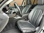 BMW 3-Serie 330i High Executive Automaat | Panoramadak, ACC, Leer, Trekhaak, Apple CarPlay, Stoelverw.- stuurverw., PDC, LED, 19"