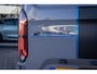 Ford E-Transit Cust. 340 L2H1 Sport 71 kWh | Camera | Apple Carplay/Android Auto | Cruise adaptief | Stuur/stoel/voorruit verwarming | Keyless entry/start | Digitaal dashboard | Achteruitrijcamera | Apple Carplay/Android Auto|telefoonintegratie premium | Cruise control adaptief met Stop&Go en stuurhulp