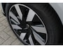 Volvo EX90 Twin Motor Ultra 7p. 111 kWh | Apple Carplay & Android Auto | Bots herkenning en activatie | Buitenspiegels elektrisch inklapbaar | Cruise control adaptief en stuurhulp | Dodehoekdetectie met correctie | Elektrisch verstelbare stoel(en) met geheugen | Kunstlederen bekleding | Panoramadak | Lichtmetalen velgen 21"