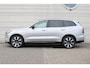 Volvo EX90 Twin Motor Ultra 7p. 111 kWh | Apple Carplay & Android Auto | Bots herkenning en activatie | Buitenspiegels elektrisch inklapbaar | Cruise control adaptief en stuurhulp | Dodehoekdetectie met correctie | Elektrisch verstelbare stoel(en) met geheugen | Kunstlederen bekleding | Panoramadak | Lichtmetalen velgen 21"