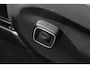 Volvo EX90 Twin Motor Ultra 7p. 111 kWh | Apple Carplay & Android Auto | Bots herkenning en activatie | Buitenspiegels elektrisch inklapbaar | Cruise control adaptief en stuurhulp | Dodehoekdetectie met correctie | Elektrisch verstelbare stoel(en) met geheugen | Kunstlederen bekleding | Panoramadak | Lichtmetalen velgen 21"