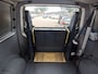 Volkswagen Transporter 2.0 TDI L1H1 Rolstoelbus 3+1 Rolstoel draaibaar + Elek.Lift Standkachel Cruise 64433KM!