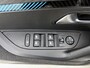 Peugeot 2008 1.2 PureTech Allure | Navigatie | Camera | Lichtmetalen velgen | Climate control