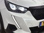 Peugeot 2008 1.2 PureTech Allure | Navigatie | Camera | Lichtmetalen velgen | Climate control