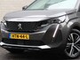 Peugeot 5008 1.2 145pk Hybrid Allure Pack Business 7-persoons | 3 stoelen achterin | Navigatie | Camera | Apple Carplay en Android Auto |