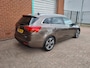 Kia Ceed Cee'd Sportswagon 1.6 GDI BusinessLine Navi! Bj:2015 NAP!