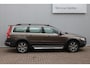 Volvo XC70 D4 FWD Inscription Edition | Schuif/kanteldak | Parkeerverwarming | Dealeronderhouden | Adaptive Cruise Control | Parkeersensoren voor + achter | Trekhaak | Stoelverwarming | 18'' Lichtmetalen velgen |