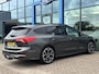 Ford Focus Wagon 1.0 EcoBoost ST Line 125PK Automaat Winterpack Camera Cruise Navi Carplay Full-LED 18'' Velgen All-Seasons Climate Privacy Glass *Sportief*