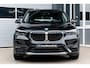 BMW X1 xDrive25e High Executive|1e EIGENAAR|ELEK.KLEP|LEDER|TREKHAAK|HEAD-UP|CAMERA
