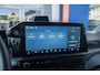 Ford E-Transit Cust. 340 L2H1 Limited 71 kWh | Nieuwe bus! | Camera | Apple Carplay/Android Auto | Stuur/stoel/voorruit verwarming | Digitaal dashboard | 2 zitplaatsen rechtsvoor | Achteruitrijcamera | Apple Carplay/Android Auto|telefoonintegratie premium