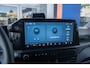 Ford E-Transit Cust. 340 L2H1 Limited 71 kWh | Nieuwe bus! | Camera | Apple Carplay/Android Auto | Stuur/stoel/voorruit verwarming | Digitaal dashboard | 2 zitplaatsen rechtsvoor | Achteruitrijcamera | Apple Carplay/Android Auto|telefoonintegratie premium