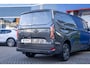 Ford E-Transit Cust. 340 L2H1 Limited 71 kWh | Nieuwe bus! | Camera | Apple Carplay/Android Auto | Stuur/stoel/voorruit verwarming | Digitaal dashboard | 2 zitplaatsen rechtsvoor | Achteruitrijcamera | Apple Carplay/Android Auto|telefoonintegratie premium