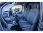 Ford E-Transit Cust. 340 L2H1 Limited 71 kWh | Nieuwe bus! | Camera | Apple Carplay/Android Auto | Stuur/stoel/voorruit verwarming | Digitaal dashboard | 2 zitplaatsen rechtsvoor | Achteruitrijcamera | Apple Carplay/Android Auto|telefoonintegratie premium