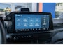 Ford E-Transit Cust. 340 L2H1 Limited 71 kWh | Nieuwe bus! | Camera | Apple Carplay/Android Auto | Stuur/stoel/voorruit verwarming | Digitaal dashboard | 2 zitplaatsen rechtsvoor | Achteruitrijcamera | Apple Carplay/Android Auto|telefoonintegratie premium