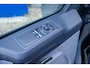 Ford E-Transit Cust. 340 L2H1 Limited 71 kWh | Nieuwe bus! | Camera | Apple Carplay/Android Auto | Stuur/stoel/voorruit verwarming | Digitaal dashboard | 2 zitplaatsen rechtsvoor | Achteruitrijcamera | Apple Carplay/Android Auto|telefoonintegratie premium