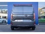 Ford E-Transit Cust. 340 L2H1 Limited 71 kWh | Nieuwe bus! | Camera | Apple Carplay/Android Auto | Stuur/stoel/voorruit verwarming | Digitaal dashboard | 2 zitplaatsen rechtsvoor | Achteruitrijcamera | Apple Carplay/Android Auto|telefoonintegratie premium