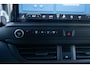 Ford E-Transit Cust. 340 L2H1 Limited 71 kWh | Nieuwe bus! | Camera | Apple Carplay/Android Auto | Stuur/stoel/voorruit verwarming | Digitaal dashboard | 2 zitplaatsen rechtsvoor | Achteruitrijcamera | Apple Carplay/Android Auto|telefoonintegratie premium