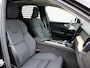Volvo XC60 2.0 T6 Plug-in hybrid AWD Ultra Dark Automaat / Panoramadak / 360* camera / Trekhaak / Privacy Glass / All-seasonbanden