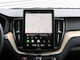 Volvo XC60 2.0 T6 Plug-in hybrid AWD Ultra Dark Automaat / Panoramadak / 360* camera / Trekhaak / Privacy Glass / All-seasonbanden