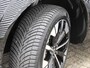 Volvo XC60 2.0 T6 Plug-in hybrid AWD Ultra Dark Automaat / Panoramadak / 360* camera / Trekhaak / Privacy Glass / All-seasonbanden