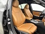 BMW 3-Serie 320i M Sport | Schuifdak | Camera | HeadUp Display | Stoelverwarming | Memory Stoelen