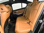 BMW 3-Serie 320i M Sport | Schuifdak | Camera | HeadUp Display | Stoelverwarming | Memory Stoelen
