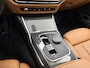 BMW 3-Serie 320i M Sport | Schuifdak | Camera | HeadUp Display | Stoelverwarming | Memory Stoelen