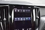 Volvo XC60 2.0 B4 MOMENTUM / 100% ONDERHOUDEN / CARPLAY / STOELVERW. / AFN. TREKH.