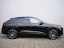 Audi Q8 55 TFSI e-hybrid quattro Black Line 394 Pk Automaat Navi / DAB / Apple Carplay / Pano-dak / 360 camera