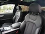 Audi Q8 55 TFSI e-hybrid quattro Black Line 394 Pk Automaat Navi / DAB / Apple Carplay / Pano-dak / 360 camera
