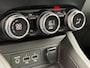 Renault Zoe R135 Evolution 52 kWh / All Season Banden / Dealer Onderhouden / SOH 94% / CCS Snel Laden / Navigatie / Apple Carplay & Android Auto / Climate Control / Lichtmetalen Velgen /