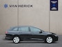 Volkswagen Golf Variant 1.0 eTSI Life Automaat | Navigatie | Achteruitrijcamera | Trekhaak