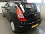 Hyundai i30 1.6i Style - 1e eigenaar - Airco - Mooie Auto