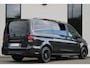 Mercedes-Benz V-klasse 300d / AMG / Exclusive / 4-Matic / 7-Pers / Pano / Luchtv / Elec Stoel voor+achter / Burmester / Vol Opties / NIEUWSTAAT