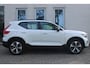 Volvo XC40 B4 Plus Dark | Trekhaak | Verwarmbare voorstoelen, stuurwiel en voorruit | Premium audio by Harman Kardon | Apple carplay/Android auto | Keyless