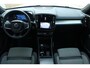Volvo XC40 B4 Plus Dark | Trekhaak | Verwarmbare voorstoelen, stuurwiel en voorruit | Premium audio by Harman Kardon | Apple carplay/Android auto | Keyless