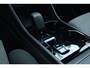 Volvo XC40 B4 Plus Dark | Trekhaak | Verwarmbare voorstoelen, stuurwiel en voorruit | Premium audio by Harman Kardon | Apple carplay/Android auto | Keyless