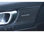 Volvo XC40 B4 Plus Dark | Trekhaak | Verwarmbare voorstoelen, stuurwiel en voorruit | Premium audio by Harman Kardon | Apple carplay/Android auto | Keyless