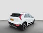 Kia Niro EV DynamicLine 64.8 kWh 204pk | SOH 100% | Carplay | Camera | Trekhaak | Halfleder | Adaptive Cruise | DAB | Navigatie | Keyless entry | Climate control | Regensensor