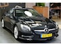 Mercedes-Benz SL 400 246kW/334pk Aut7 AMG SPORTPAKKET + SOFTLEDER + AIRSCARF + HARMAN/KARDON + NAVI COMAND + KEYLESS ENTRY&GO + BI-XENON + EL.WINDSCHERM + CARBON ACHTERKLEP + PANORAMA VARIO DAK + HOMELINK + PARKSENSOREN V&A + 18" LM-VELGEN!!