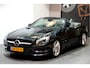 Mercedes-Benz SL 400 246kW/334pk Aut7 AMG SPORTPAKKET + SOFTLEDER + AIRSCARF + HARMAN/KARDON + NAVI COMAND + KEYLESS ENTRY&GO + BI-XENON + EL.WINDSCHERM + CARBON ACHTERKLEP + PANORAMA VARIO DAK + HOMELINK + PARKSENSOREN V&A + 18" LM-VELGEN!!